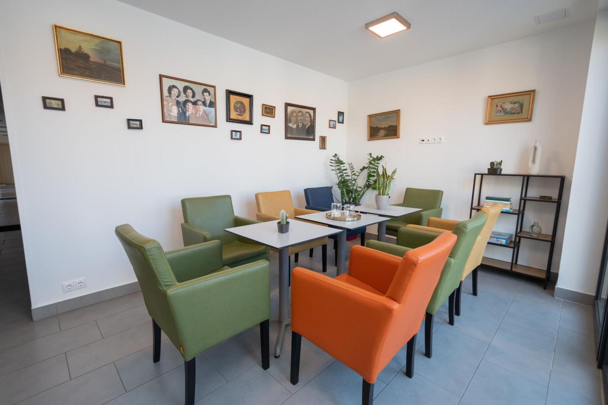 A Mi Hazunk Apartment Gyenesdias Bagian luar foto